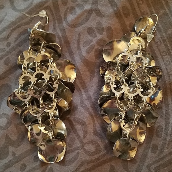 Dangle Earrings - Picture 2 of 2